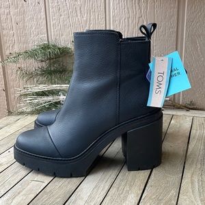 TOMS NEW Black Leather Boots